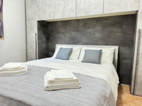 Airport 5 - Free Wifi - Parking - AC Fiumicino